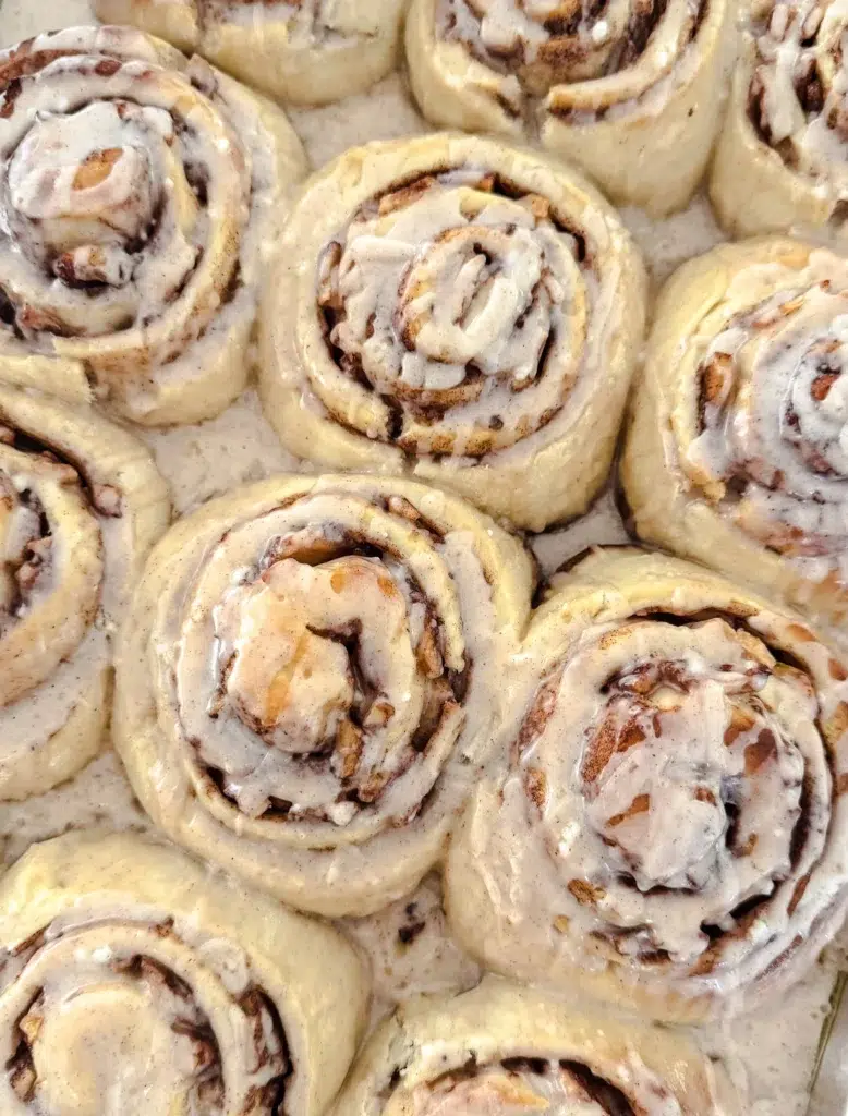 Caramel Apple Cinnamon Rolls